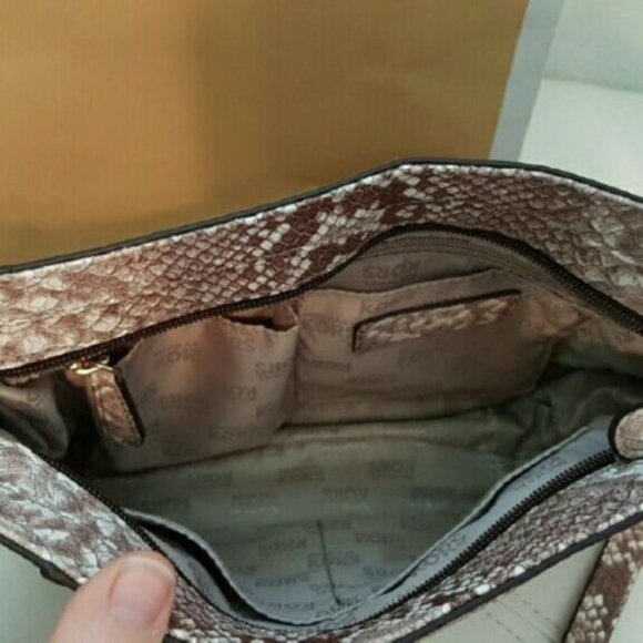 Michael Kors Hallie Convertible Shoulder Bag Embossed Leather - Dark Sand Python - Picture 4 of 7